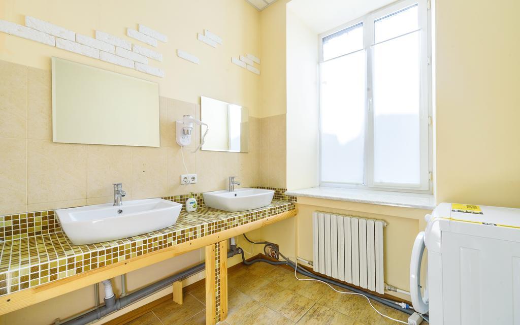 Krovat Na Deribasovskoy Odessa Dış mekan fotoğraf